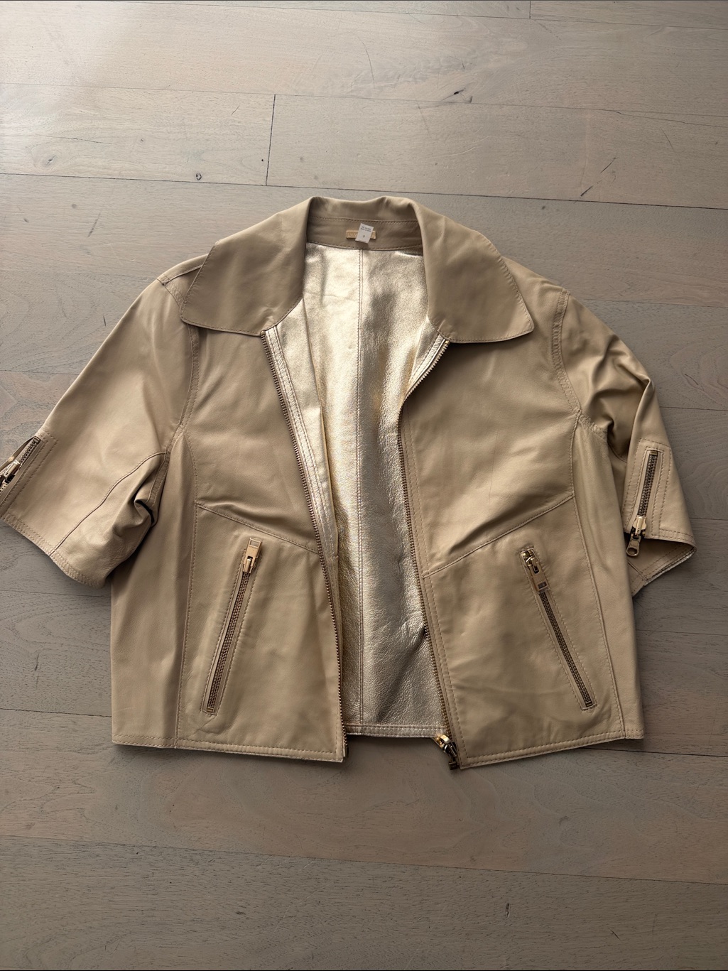 Lamarque Short-Sleeve Leather Bomber Jacket In Tan